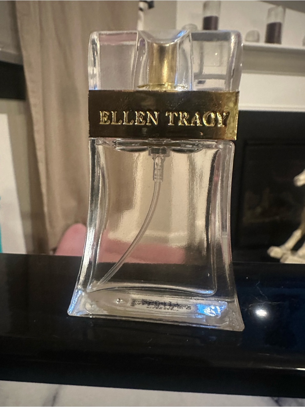 Ellen Tracy 7.5 ml perfume in Glass Decorative collectible Bottle